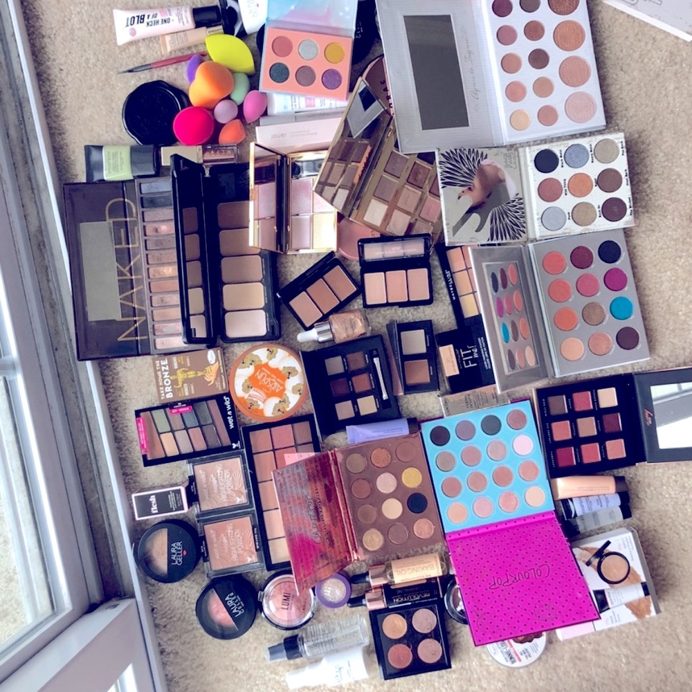 📦💥BUNDLED ENTIRE MAKEUP COLLECTION